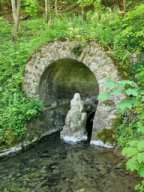 202505-Riespanoramaweg-0410-Tag2-QuellgrotteBeiHohenaltheim